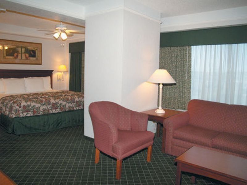 La Quinta By Wyndham New Orleans Airport Hotel Kenner Quarto foto